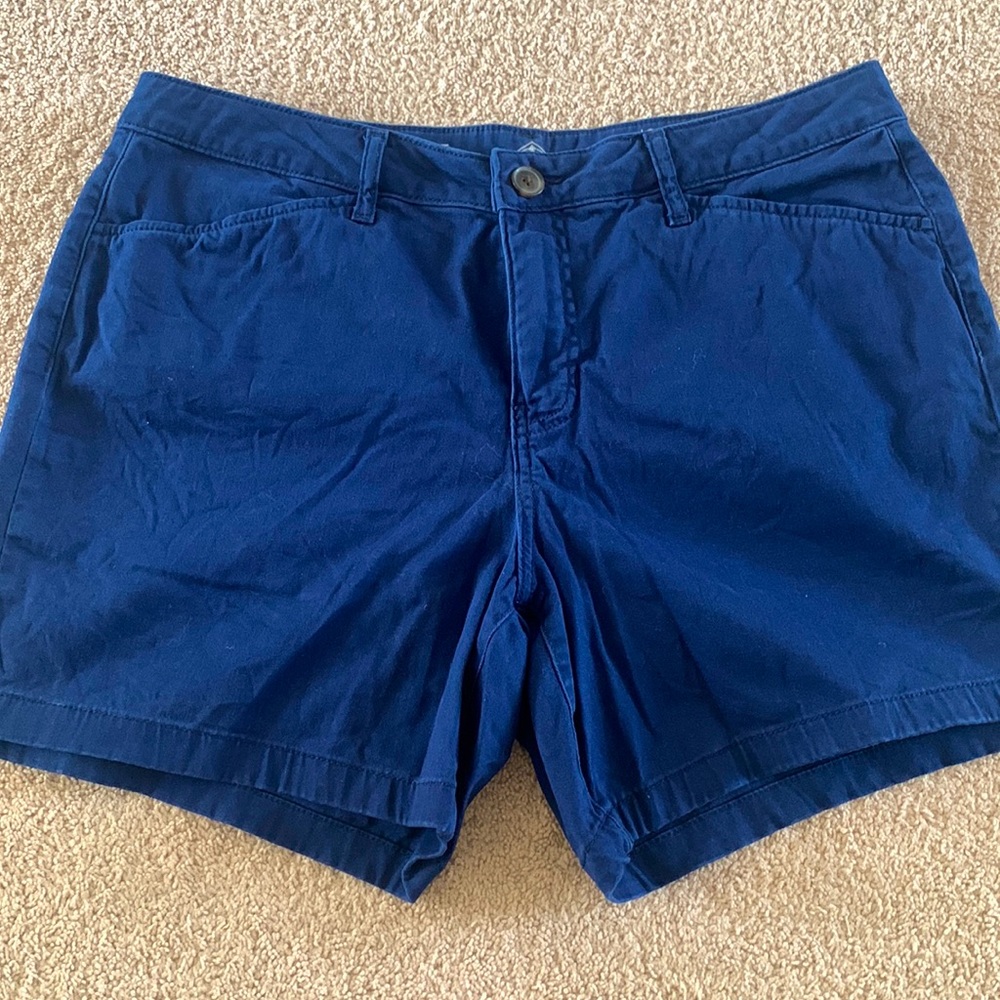 St. John’s Bay navy blue shorts size 12P